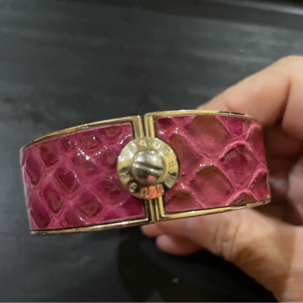 Well loved UC Gold and Pink HENRI BENDEL Designer Bracelet